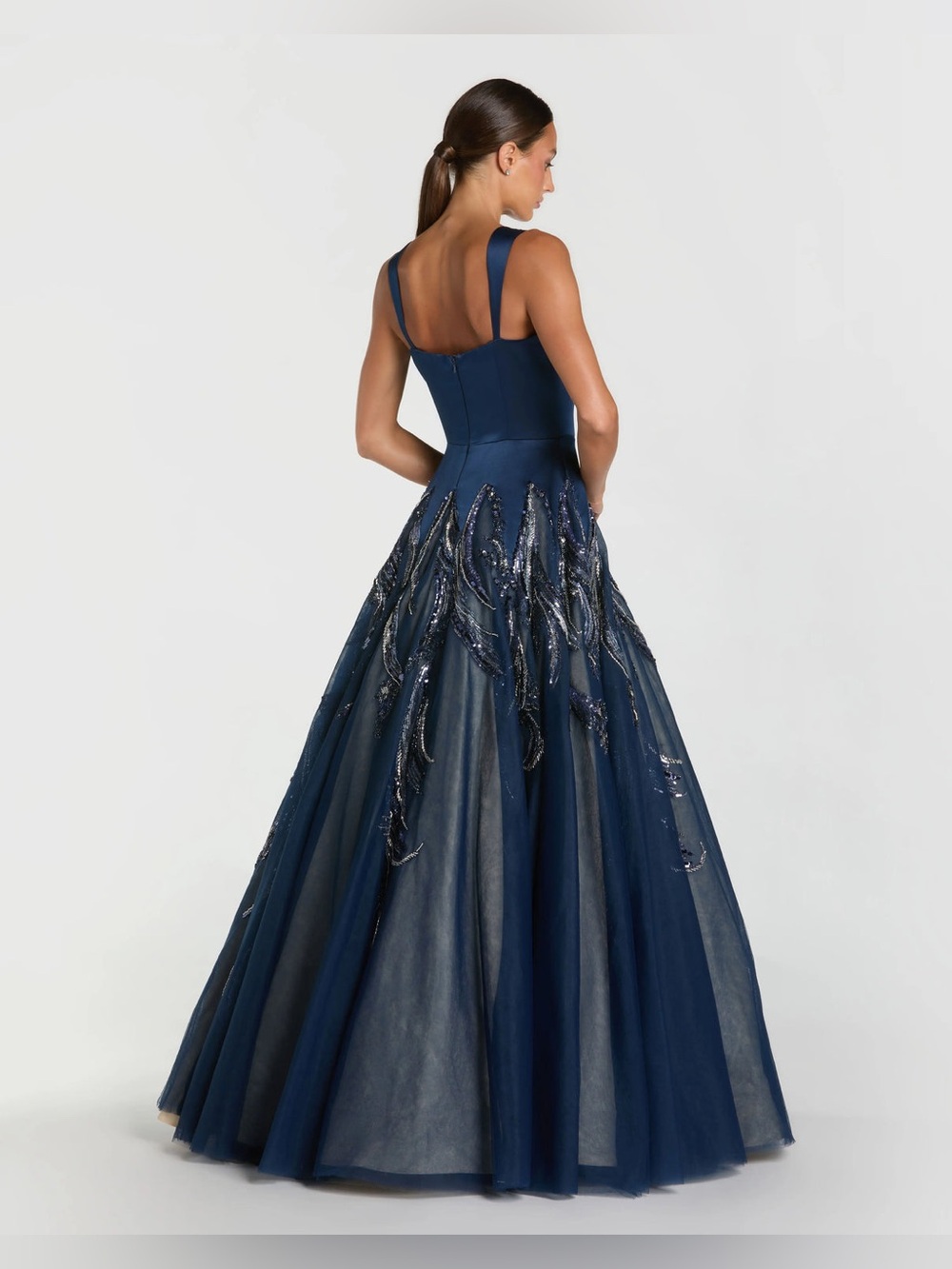 MAC DUGGAL
Navy Embellished Satin Ball Gown With Tulle Skirt Size 14 - Picture 8 of 9